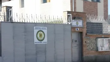 Anchetă la Penitenciarul Codlea. Șapte deținuți au înghițit obiecte metalice