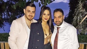 Confidentul lui Florin Salam, declarații tranșante, după ce manelistul a fost pozat alături de o puștoaică goală