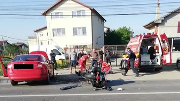 Grav accident pe DN1. Un motociclist a fost lovit în plin de un autoturism