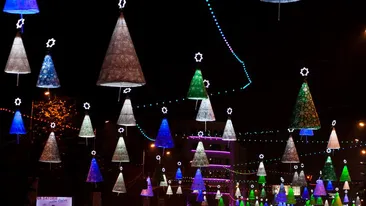 Când se aprind luminiţele de sărbători în Bucureşti!