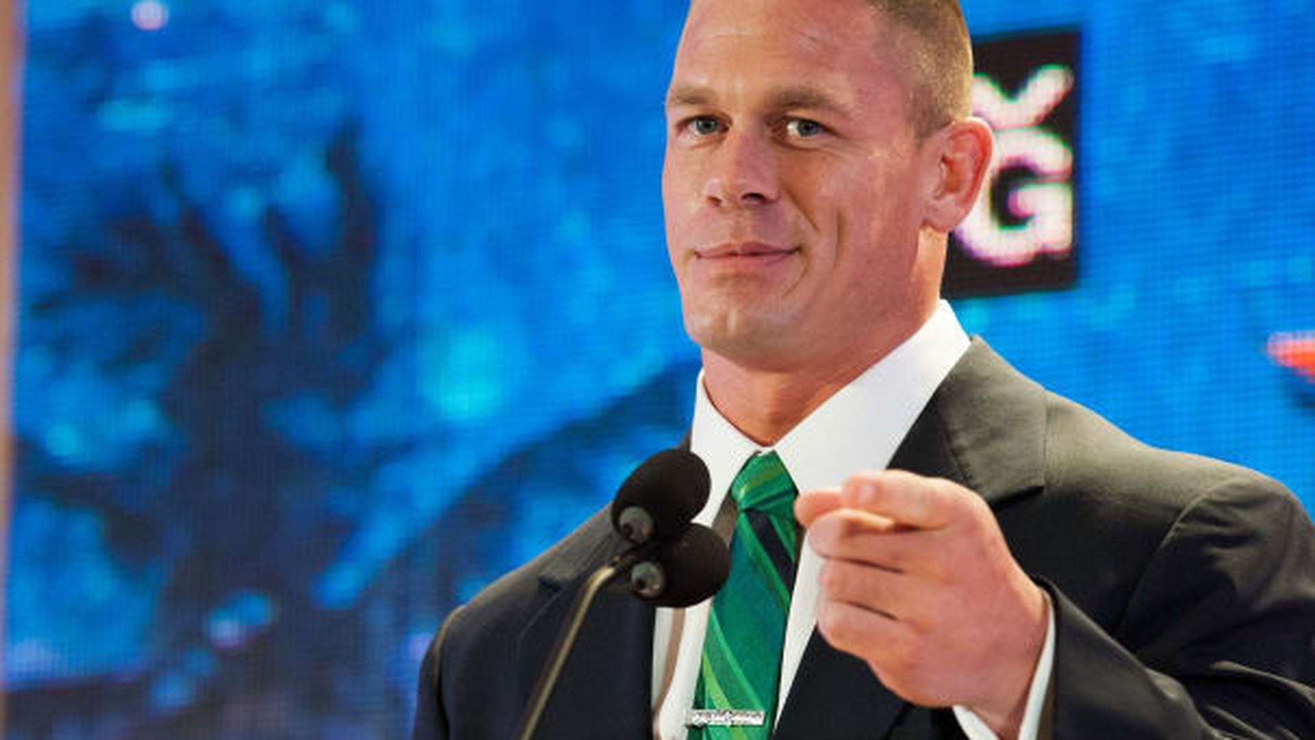 Aceasta e dieta pe care o urmează JOHN CENA pentru a arăta de milioane! Iată ce mănâncă „uriaşul de fier“