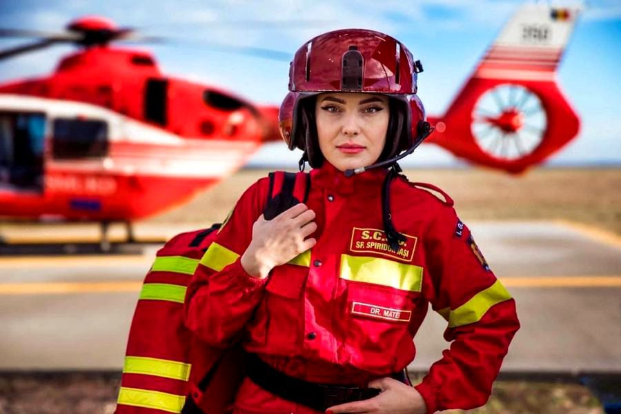 Cine e Giorgiana Loredana Matei, medicul SMURD cu trăsături de model. Povestea incredibilă a tinerei cu față de înger