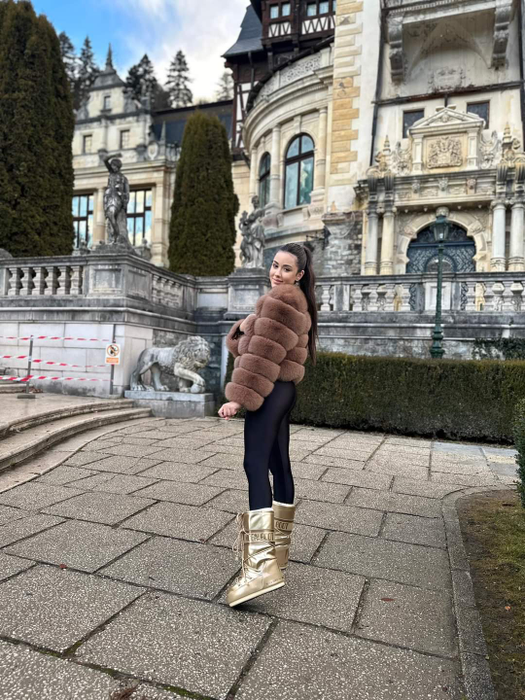 Emilia Ghinescu se mândrește cu fiica ei, Erika/ Sursa foto: Facebook