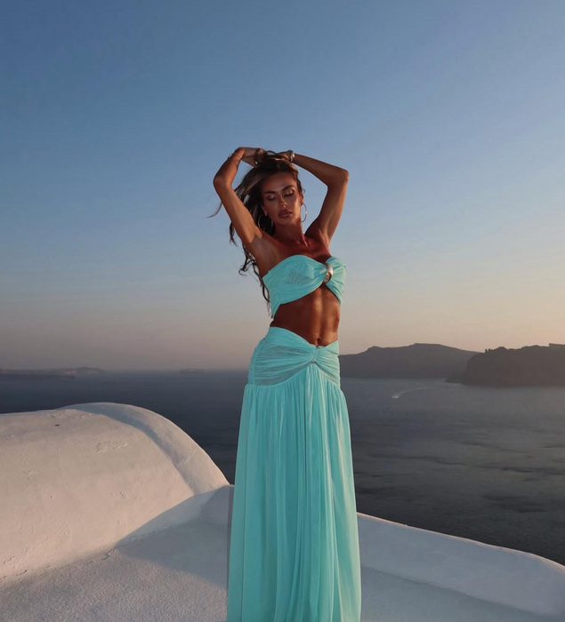 Diana Munteanu a dat România pe Santorini. Imagini spectaculoase din escapada în Grecia