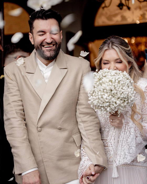 Primele imagini cu fiica Ginei Pistol și a lui Smiley, de la nuntă! Micuţa Josephine o adevărată prinţesă
