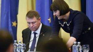 CCR a decis: a existat conflict între puteri în cazul respingerii revocării şefei DNA. Urmează revocarea Laurei Codruța Kovesi?