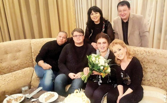 Aceștia sunt nașii Irinucăi, din trupa Alesis