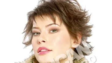 Un nou rol sau o noua moda? Crina Semciuc s-a ras pe cap!