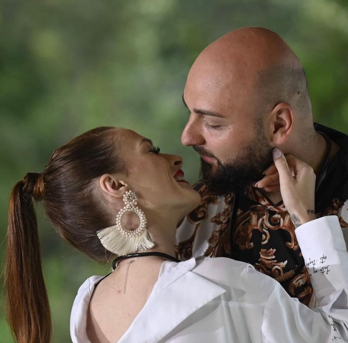 Teodora de la Insula Iubirii este gravidă? Cine a dat-o de gol