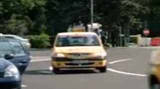VIDEO Taximetristii din Bucuresti se imbogatesc de pe urma spaniolilor! Au marit tariful pentru o cursa de patru ori!
