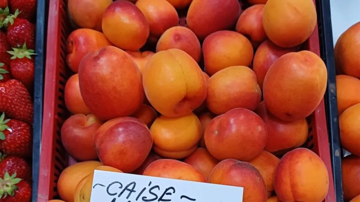 Cât costă acum, în mai, 1 kg de caise în Kaufland. Reacția Asociației pentru Protecția Consumatorilor din România