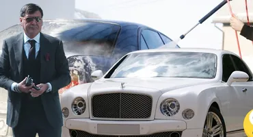 Miliardarul își spală singurel Bentley-ul de 200 mii € cu furtunul în curtea casei!