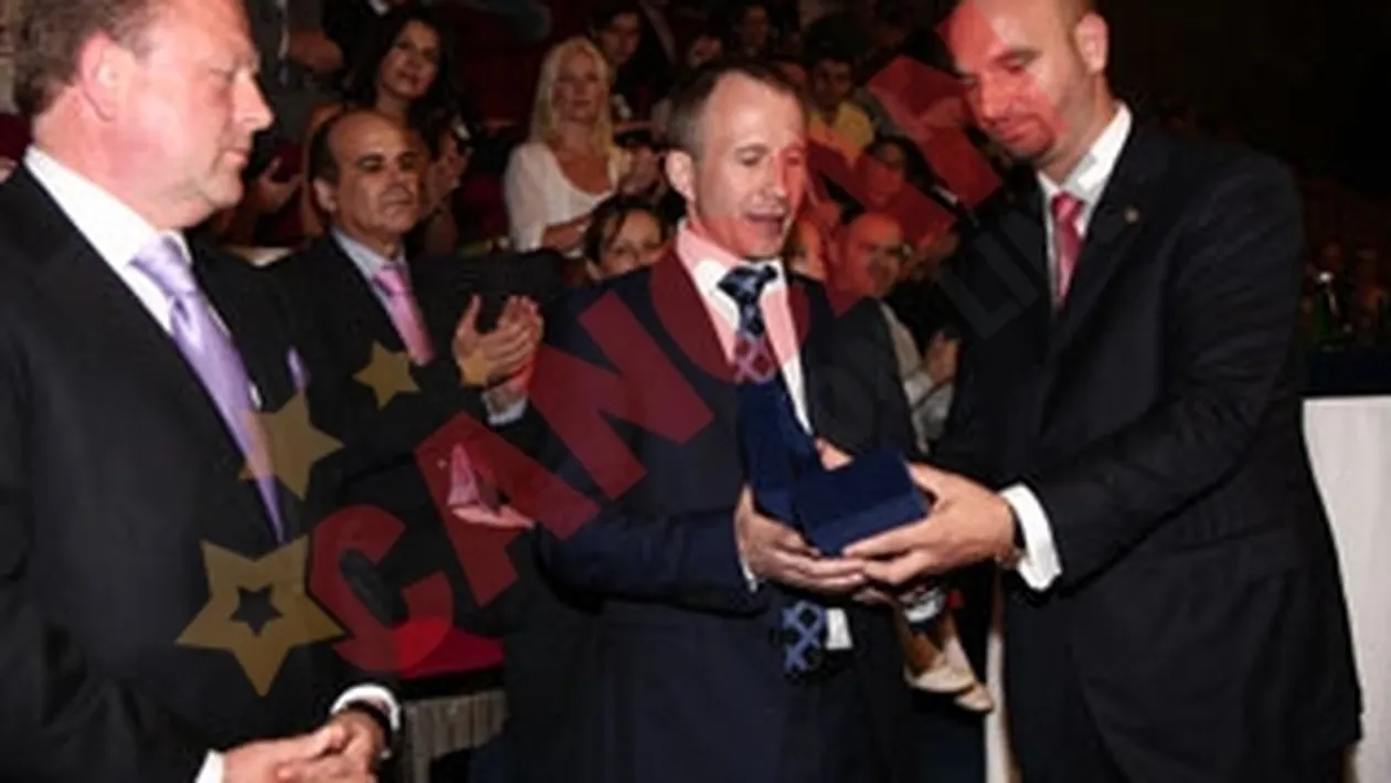 Presedintele Federatiei Romane de Judo l-a premiat pe Vizer