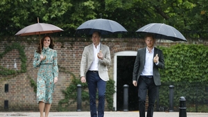De ce se joacă prințul Harry cu sentimentele fratelui său. La mijloc este nevasta lui William, Kate Middleton