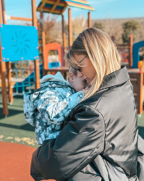 Gabriela Prisăcariu este „polițistul rău” din familie! Soția lui Dani Oțil își educă fiul cu reguli clare: „Trebuie să aibă o limită”