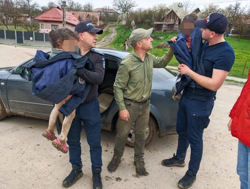 Melisa și Rebeca au fost găsite la 4 kilometri distanță de casă/ sursă foto: social media
