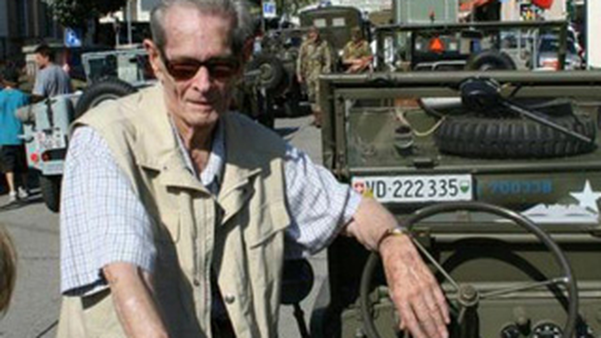 Regele Mihai implineste astazi 91 de ani! Transmite-i un mesaj!