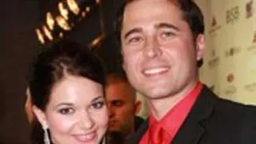 Dinu si Deea Maxer sufera de vedetism! Isi ameninta vecinii cu televiziunea!