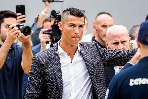După ce a plâns când și-a văzut tatăl alcoolic, Cristiano Ronaldo uimește din nou: ”Vreau să le invit la cină, să mă revanșez…”