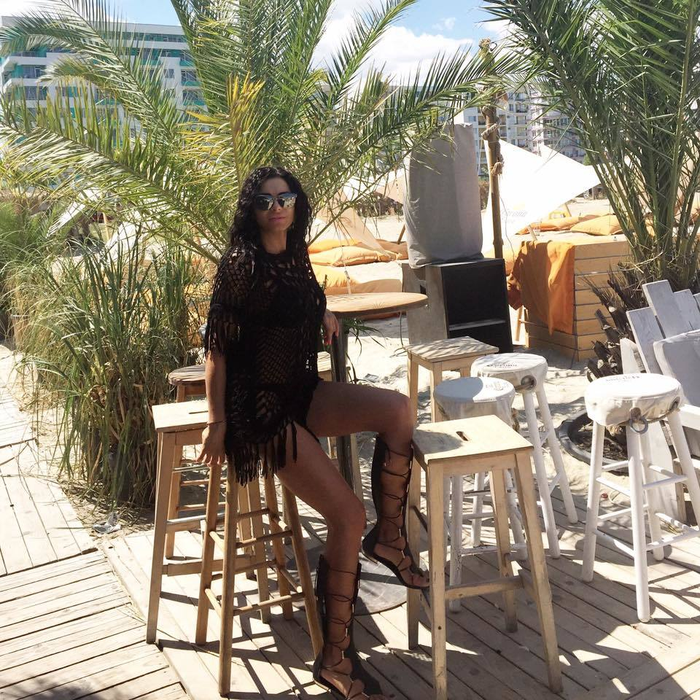 A înflorit după divorţ! La un an şi jumătate de la separarea de TIBOR SELYMES, DANA este mai sexy ca niciodată!
