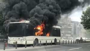 Gabriela Firea, prima reacție după ce un troleibuz a luat foc în București: “Doi ani am fost șicanați. Sper ca toți cei care...”