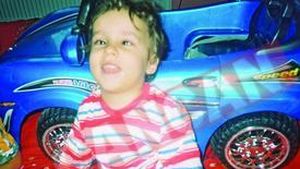 Si-a trait copilaria mai mult prin spitale