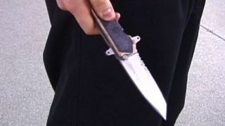 VIDEO O femeie de 37 de ani a fost injunghiata mortal cu un briceag de sotul ei