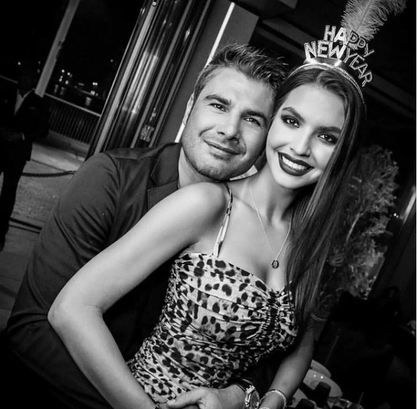 Adrian Mutu și Sandra s-au căsătorit în 2016, iar un an mai târziu au făcut nunta pe o plajă din Cuba