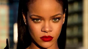 Imagini cu Rihanna dezbrăcată, făcute publice!