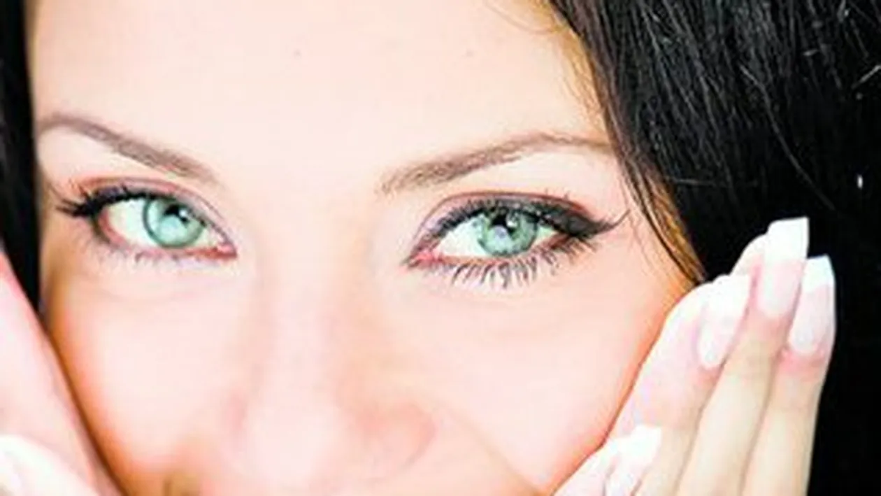 Cea mai noua tehnica de reconstructie a unghiilor