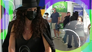Cum s-a „camuflat” Mihaela Rădulescu, în aeroport. „Diva de Monaco” a vrut să treacă neobservată, dar vă arătăm noi ce a ieșit!