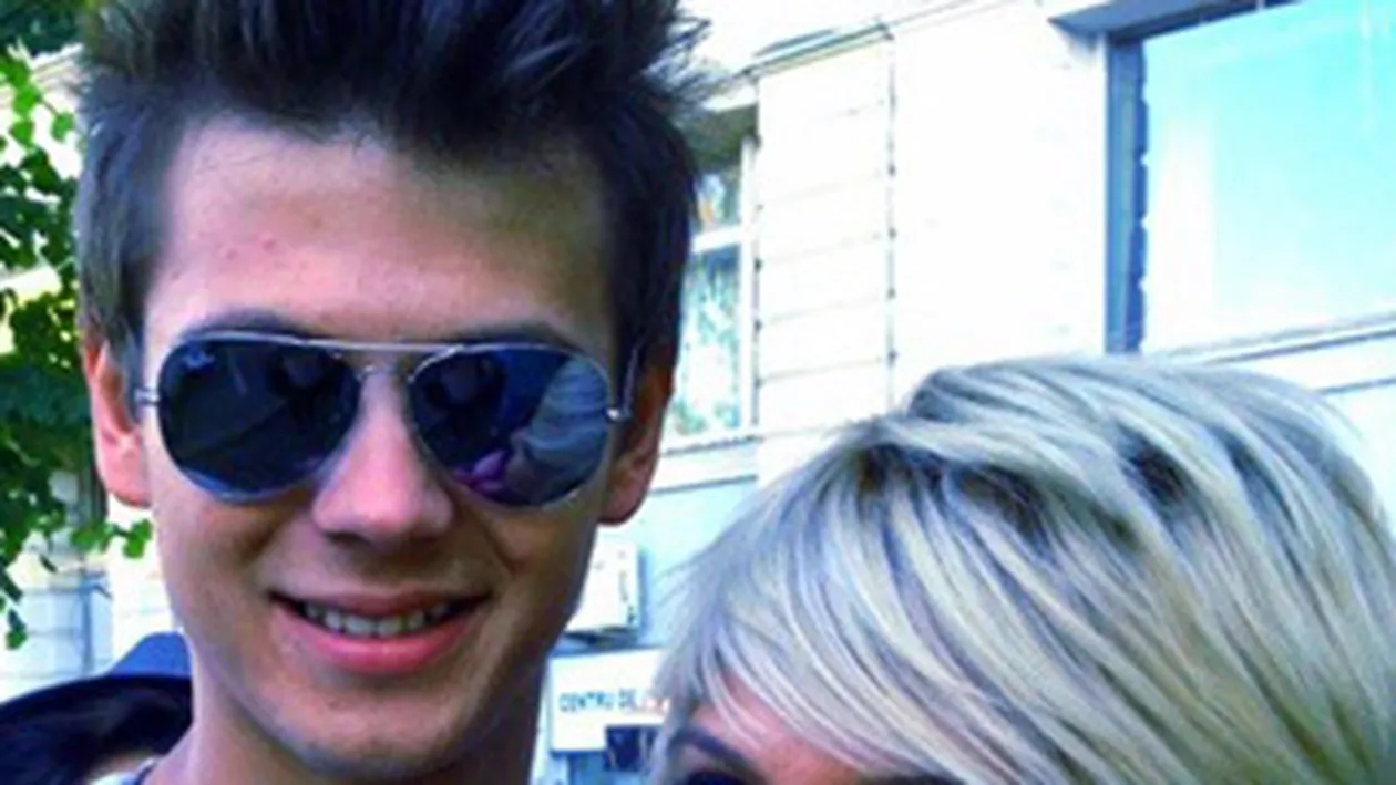 Ce frumos! Sore are parte de rasfat in fiecare dimineata din partea iubitului ei! Afla ce tratament ii ofera!