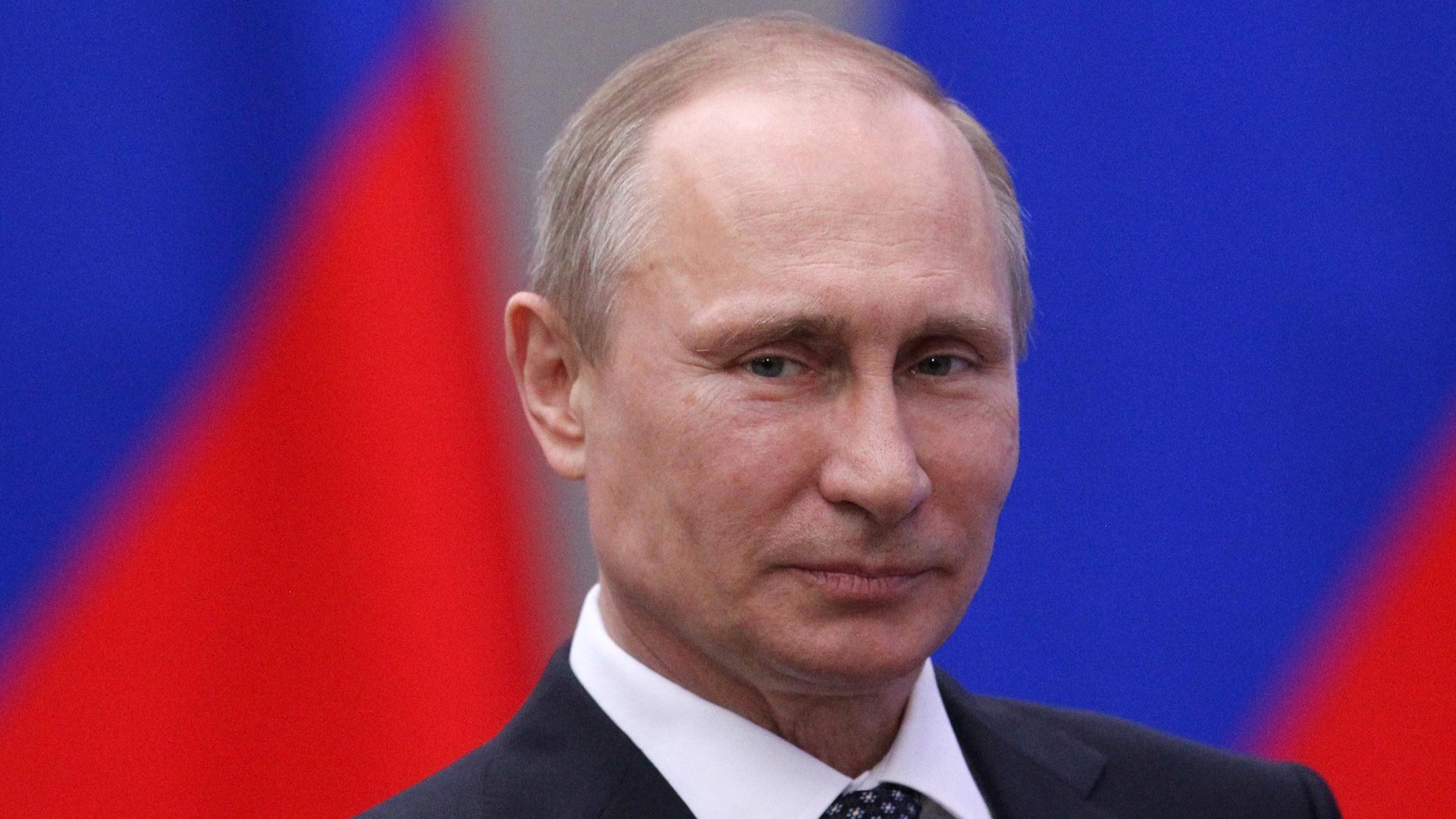 Vladimir Putin si-a incordat muschii si ameninta ca va lichida ISIS "Trimiterea lor la El este voia mea..."