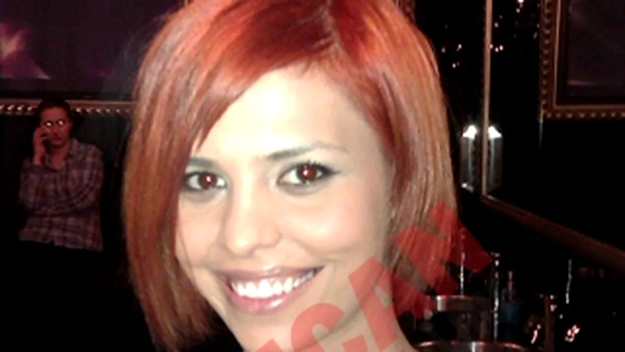 Andreea Popescu si-a vopsit parul portocaliu ca sa scape de tristete