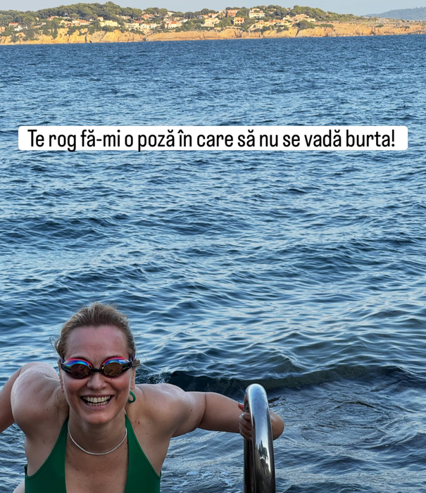Andreea Esca, surprinsă în costum de baie la 53 de ani! Ce i-a cerut soțului înainte să o fotografieze