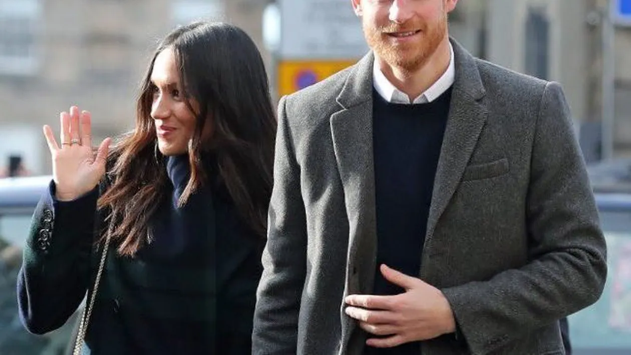 Meghan Markle a încălcat protocolul regal! Ce a făcut viitoarea soţie a prinţului Harry
