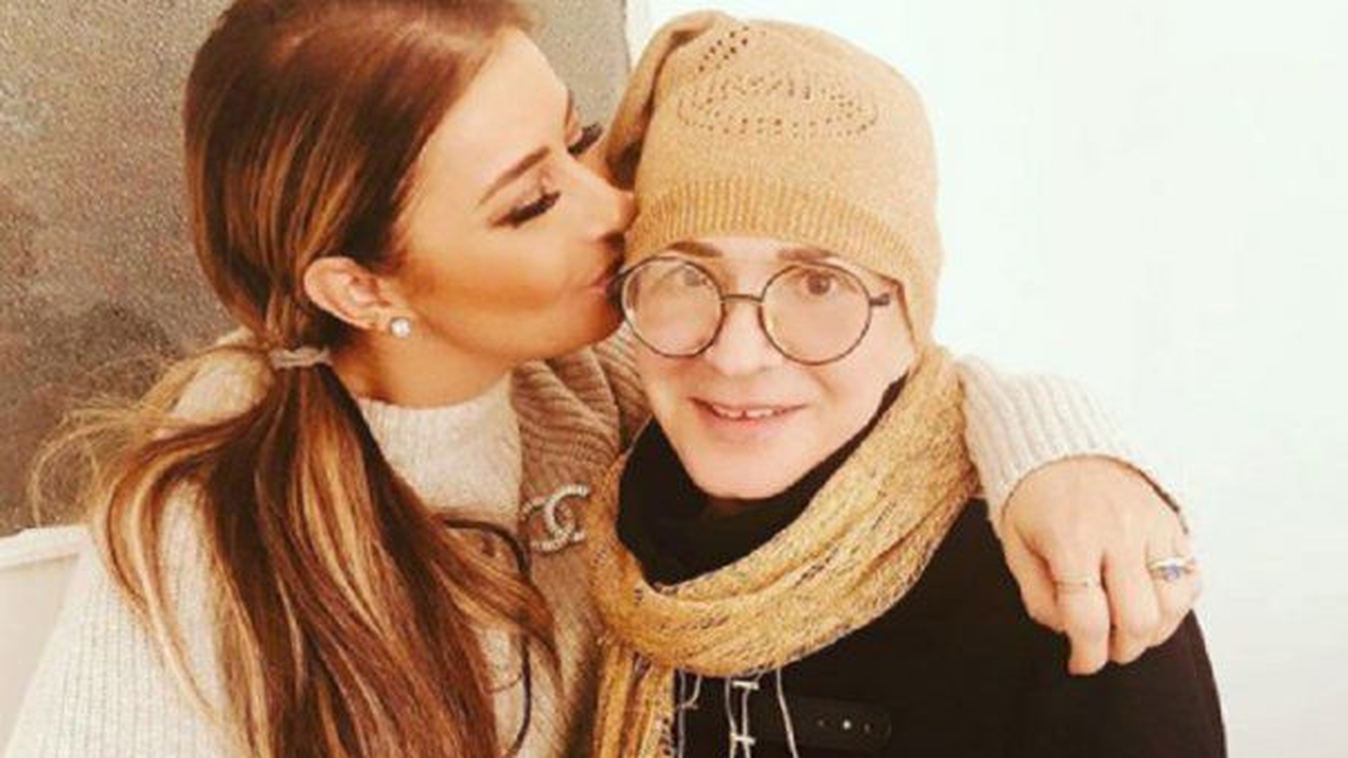 Anamaria Prodan a plecat din spital, de lângă mama sa. Ce mesaj a postat impresara