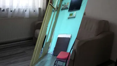 Cât costă cel mai ieftin apartament de 3 camere din București. A fost construit în 1970 și se află la parter