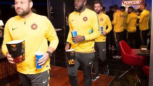 FCSB a vizionat în avanpremieră absolută comedia ,,Ghinionistul", alături de echipa filmului