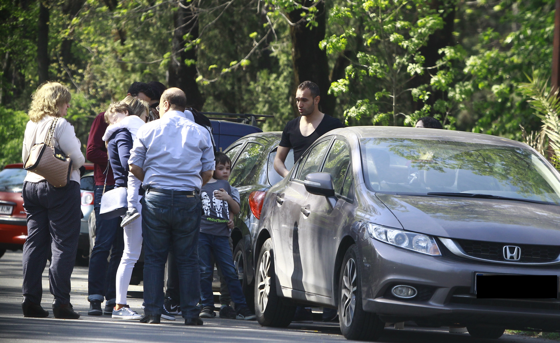 Thaer Bawab a ieşit cu familia la terasă
