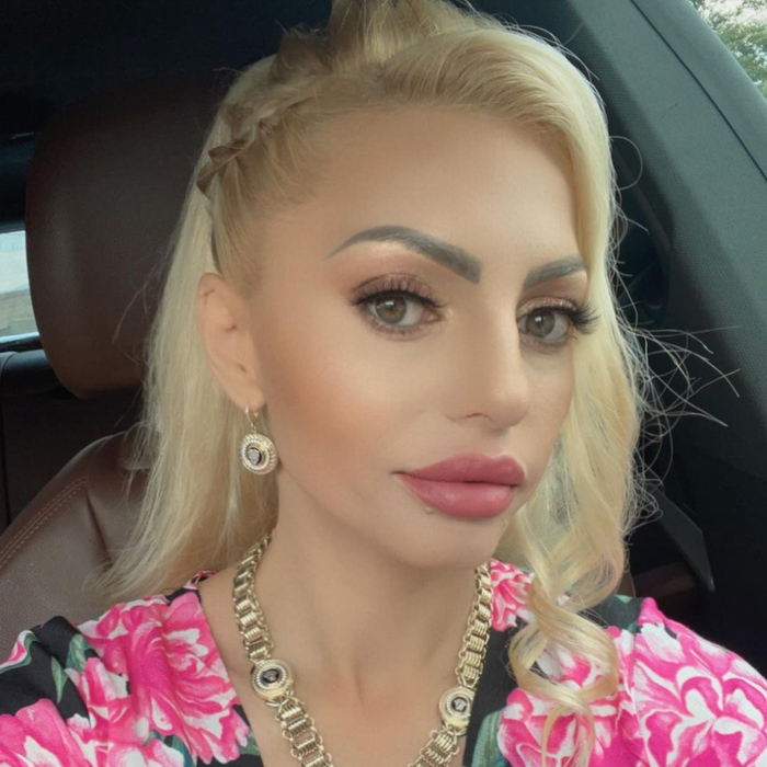 Îţi mai aminteşti de Nicoleta, fiica lui Nicolae Guţă? Cum a ajuns să arate acum