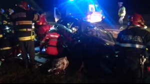 Grav accident de circulație în județul Argeș. Trei victime au fost transportate la spital