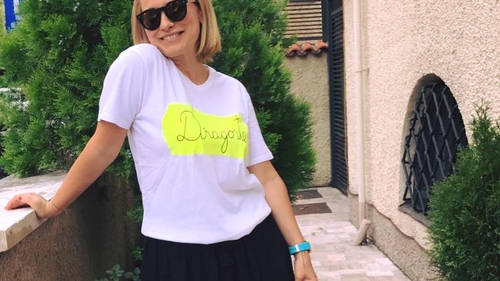 ANDREEA ESCA, răsfăţată de ziua ei de naştere! Vedeta împlineşte frumoasa vârstă de 45 de ani