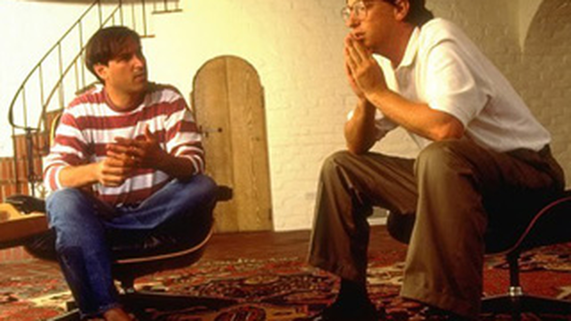 Fotografie rara! O imagine de pus in rama cu Steve Jobs si Bill Gates de acum 20 de ani!