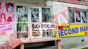 Isi "innoiesc" garderoba cu haine de mana a doua