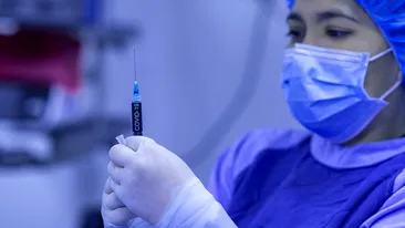 8.500 de persoane ar fi fost injectate cu soluție salină în loc de vaccin anti-Covid! „Greșeala” a fost făcută de o asistentă din Germania