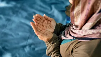 O româncă de 75 de ani cerșește în Germania pentru a-și întreține familia: „Am plecat din România în 2020 după ce a murit soțul meu.”