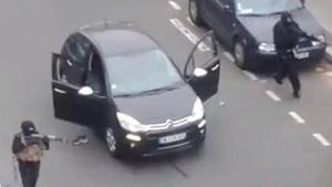 Europenii, solidari cu francezii dupa atentatul terorist din redactia Charlie Hebdo!Ce se intampla la Ambasada Frantei din Romania
