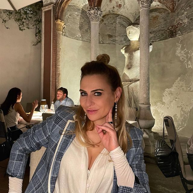 Adina Buzatu le dă domnilor sfaturi prețioase