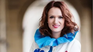 Ce tinuta speciala a purtat Carmen Negoita la o nunta in Maramures! Imi doream de mult timp sa incerc asta!